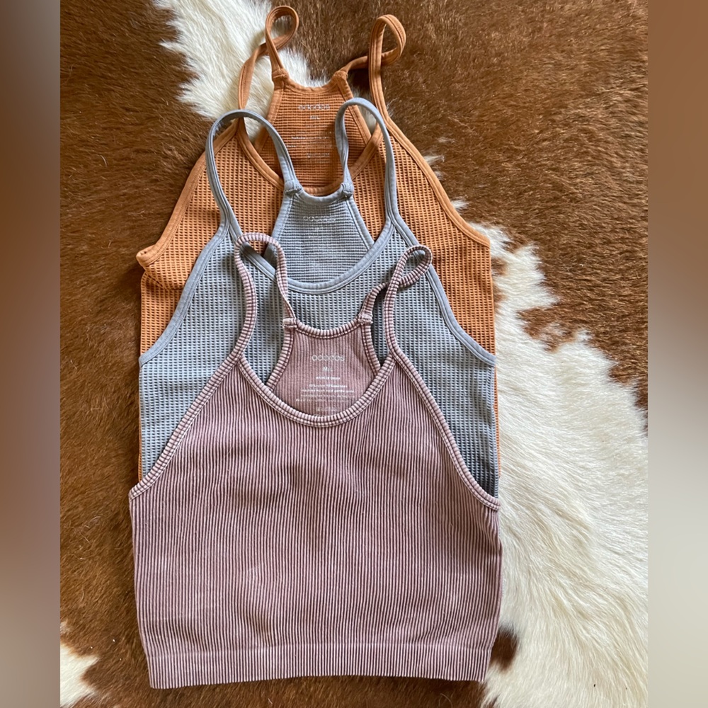 Odobos pack of 3 Striped Seamless Tank Tops in Pink, Gray, and Orange